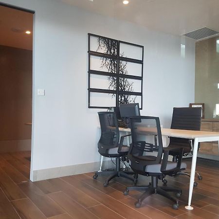 Jinhold Hotel & Serviced Apartment Miri Zewnętrze zdjęcie