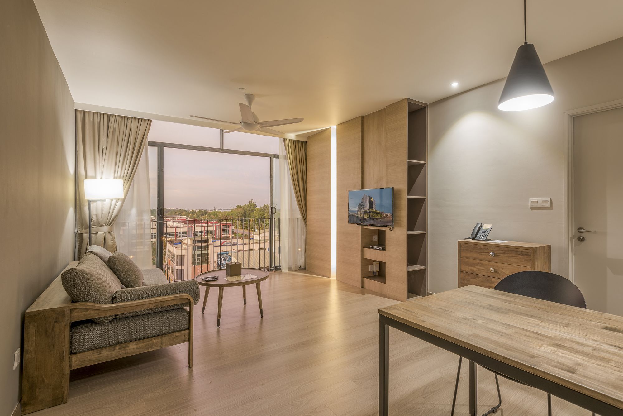 Jinhold Hotel & Serviced Apartment Miri Zewnętrze zdjęcie